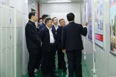 宜春市电子信息产业链招商小分队莅临网站名称参观调研